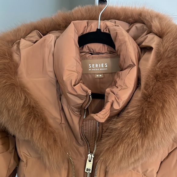 Nicole Benitsi Camel down coat with fur - Picture 2 of 4